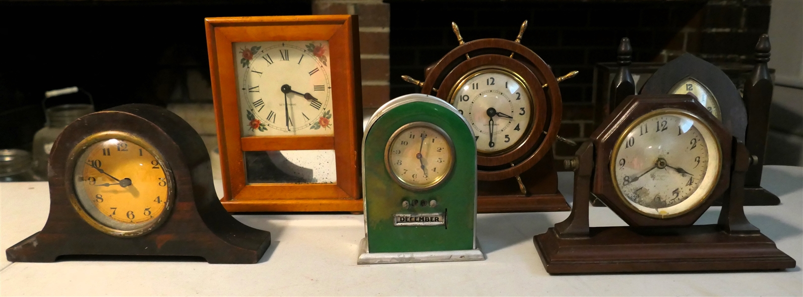 Lot of 6 Desk/Dresser Clocks including Seth Thomas, Ship Wheel Style Measuring 8" Tall 