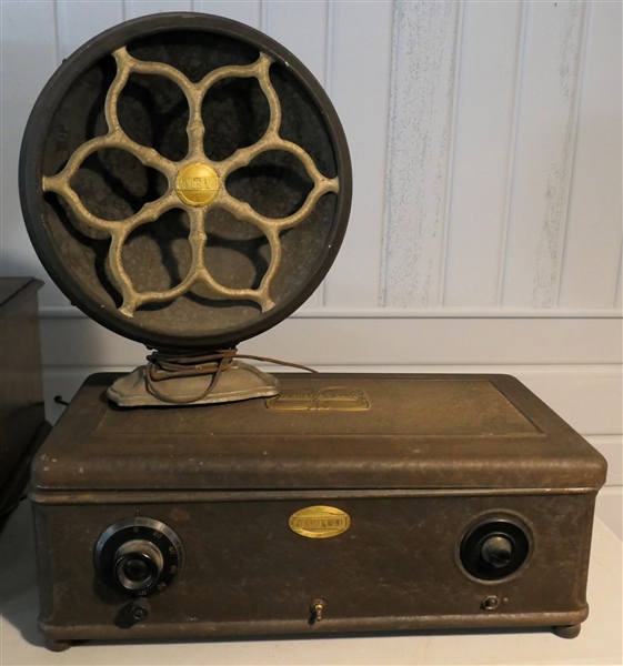 Atwater Kent Radio and Atwater Kent Radio Speaker Type E2