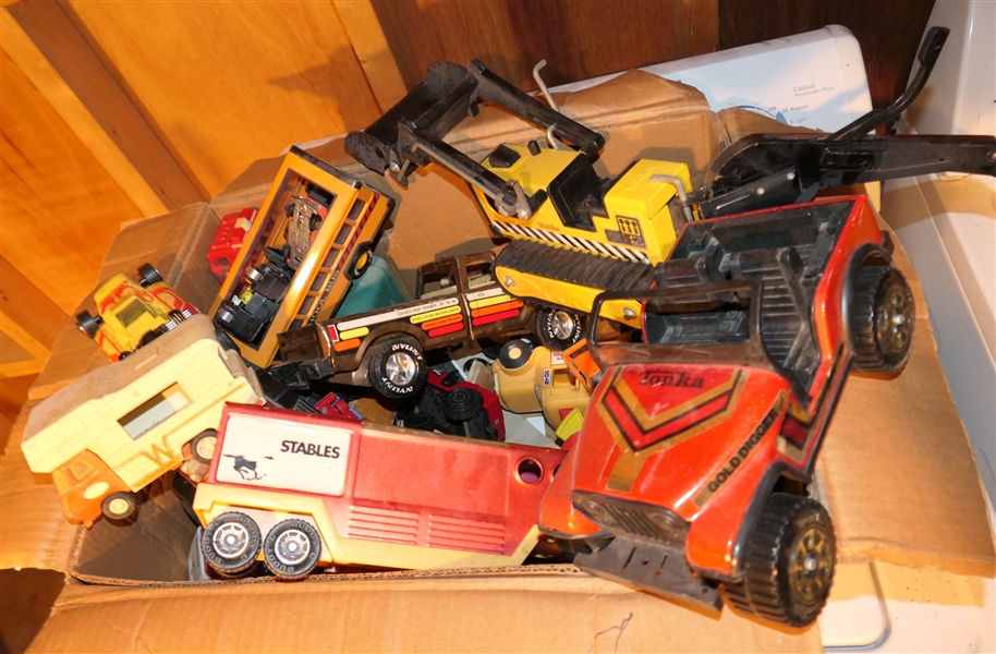 Box Lot of Toys including Tonka Construction Equipment, Nylint Horse Farm Truck, Buddy L Horse Trailer, Tonka Jeep, Winnebago