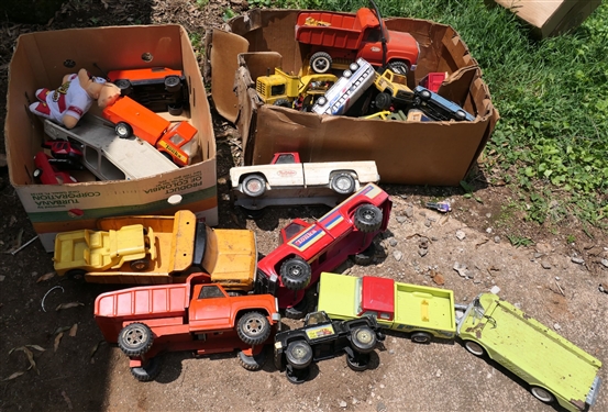 Lot of Metal Trucks and Other Toys - Tonka Trucks, Nylint Truck and Trailer, Greyhound Bus, Nylint True Value, Etc. 