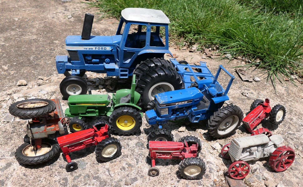 Lot of Metal Tractors - Ford TW 20, Fort 7710, John Deere, International, and Others