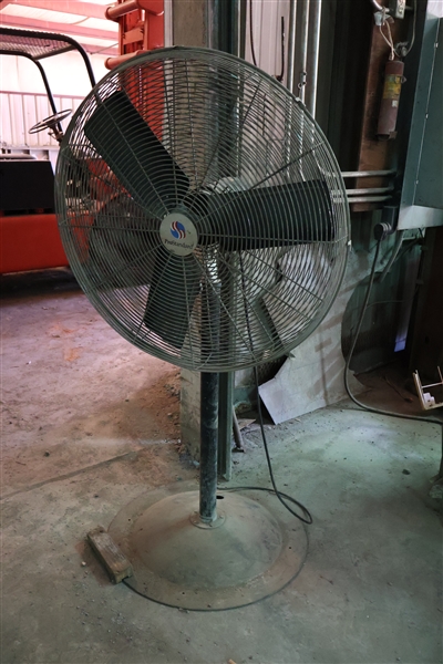 LIVE ONSITE ONLY- Fan on Stand 