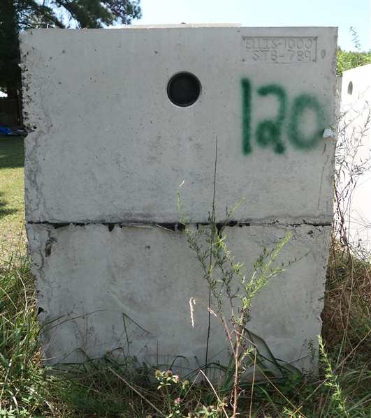 LIVE ONSITE ONLY - Septic Tank - 1000 Gallon