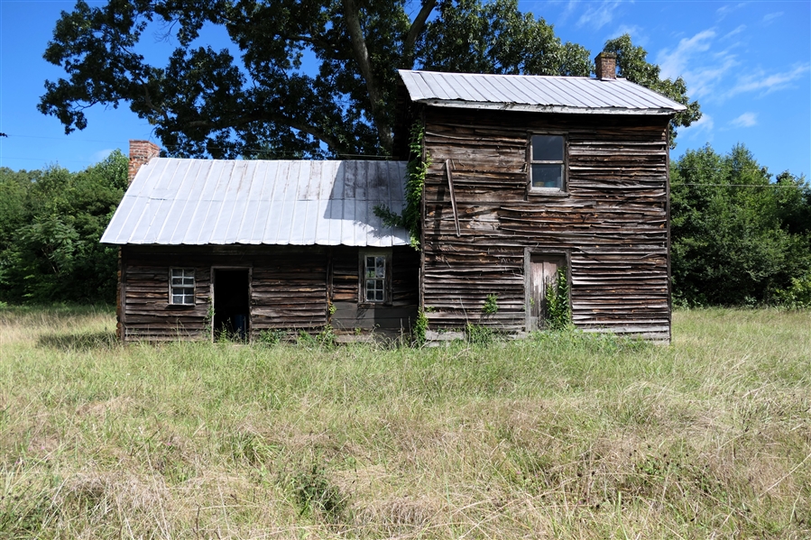 LIVE ONSITE - Revolutionary Period Home - Back Side