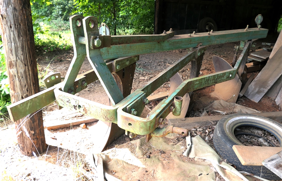 LIVE ONSITE - John Deere 1250 Plow