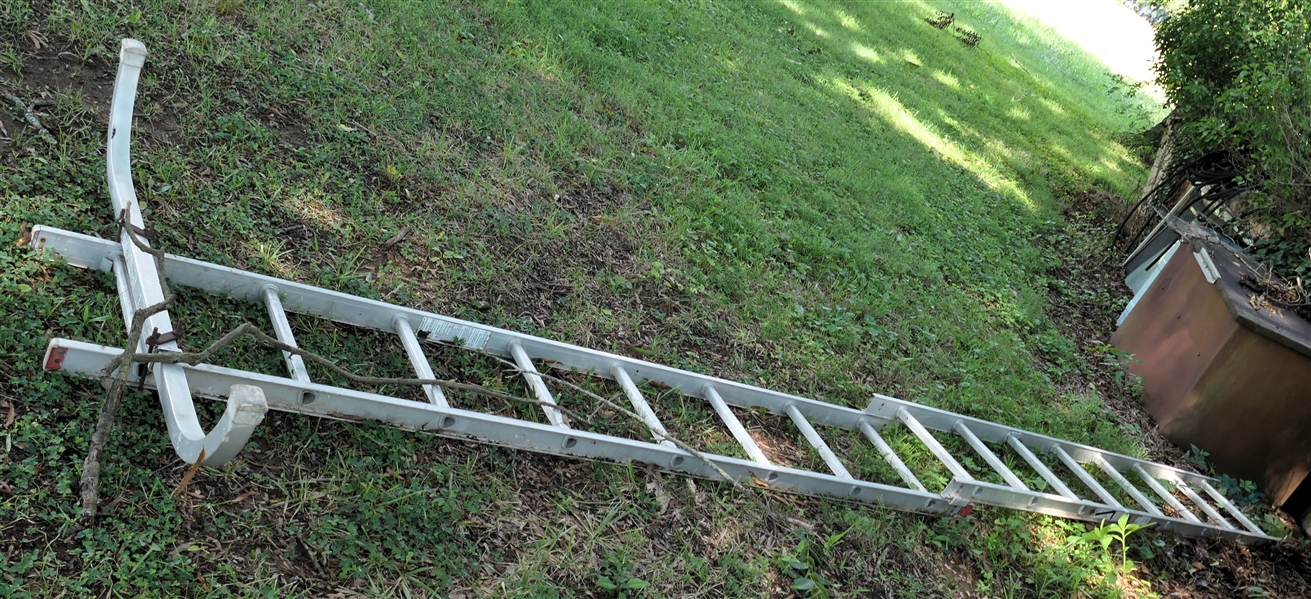 LIVE ONSITE - Aluminum Extension Ladder