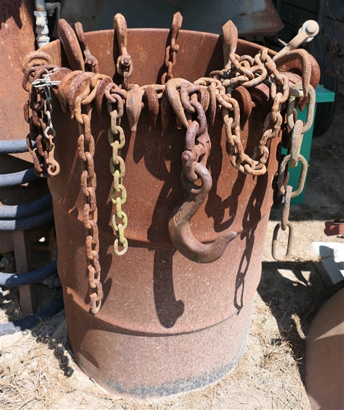 LIVE ONSITE - Lots of Chain