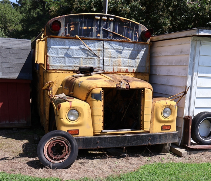 LIVE ONSITE - School Bus Shell - No Motor