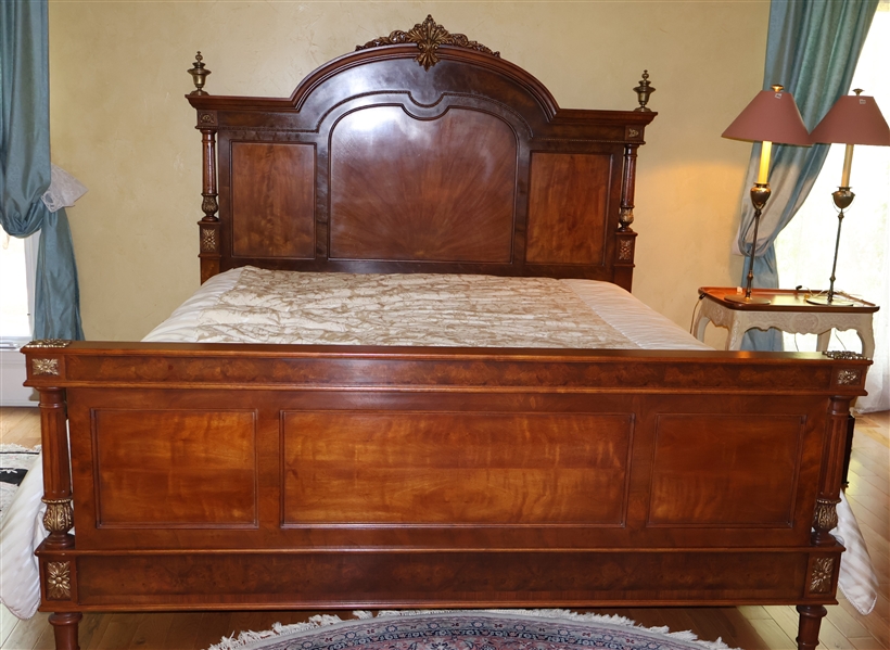 Henredon Furniture King Size Headboard and Foot Board - Nice Inlaid Details - Gold Accents on Crest and Posts - NO BEDDING 