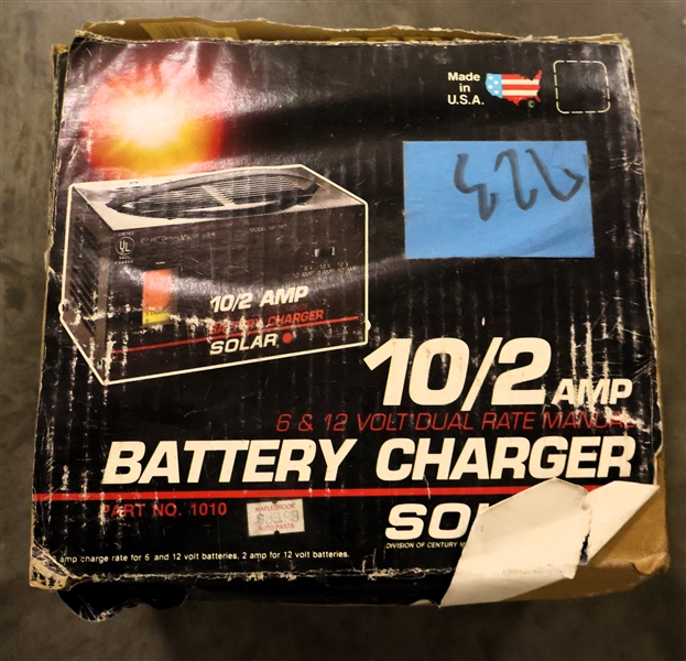 10/2 Amp Battery Charger in Original Box