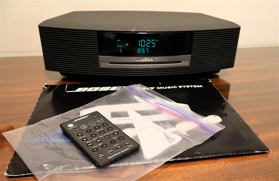 Bose Wave Radio with Remote and Instructions