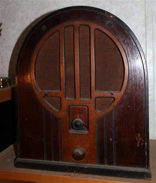 Antique Philco Radio - Measures 14" Tall 