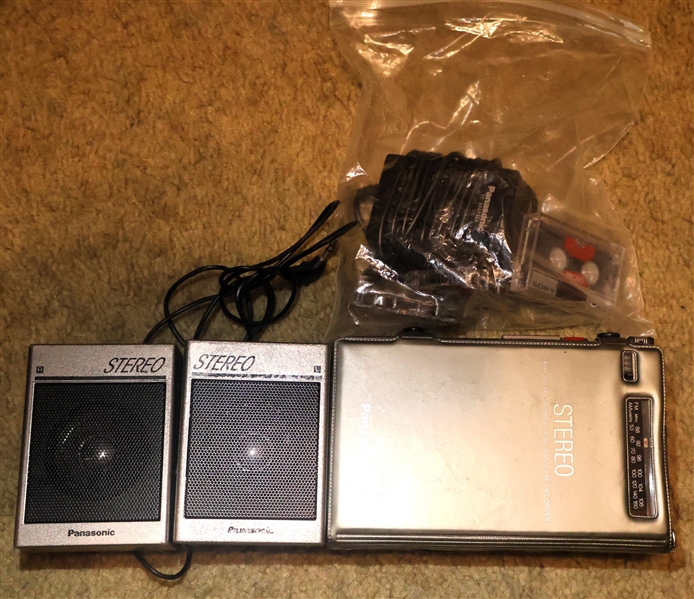 Panasonic Portable Stereo - FM - AM - FM Stereo Radio Cassette Recorder with Stereo Speaker Cubes, Charger, and Mini Cassettes 