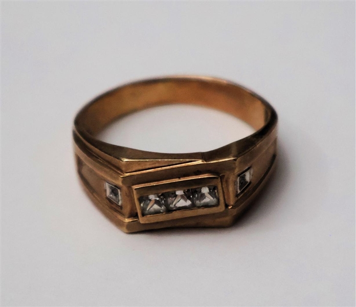 Un Marked Large Gold Ring with Clear Stones  - Weighs 3.3 dwt 
