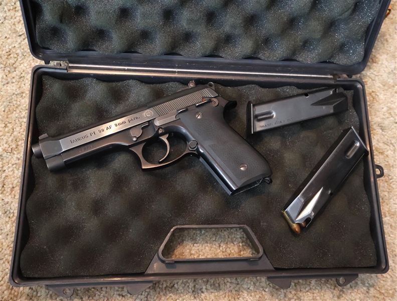 Taurus PT 99 AF - 9mm Para Pistol - with 2 Magazines in Hard Case - Great Condition