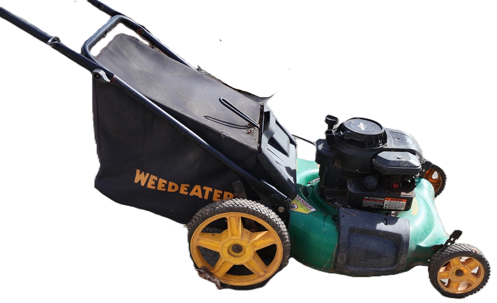 Weed Eater 21" Push Mower - Briggs and Stratton Motor  - With Bagger