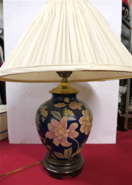 Pretty Floral Ginger Jar Style Lamp - Blue with Pink Flowers - Measures 14" to Bulb