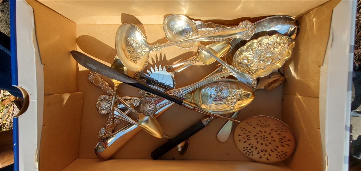 Mixed Lot of Silverplate Items including Pierced Spoons, Fruit Spoons, Ladles, and Serving Pieces