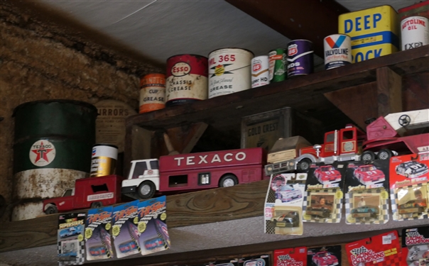 Photos are a sample of items to be sold - Live Onsite - Friday April 5th & Saturday April 6th - 10am 