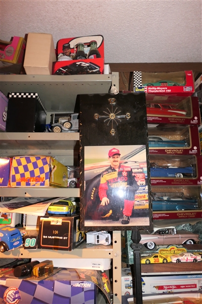 Photos are a sample of items to be sold - Live Onsite - Friday April 5th & Saturday April 6th - 10am 