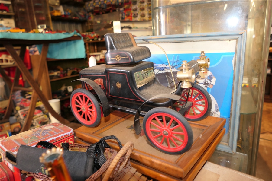 Photos are a sample of items to be sold - Live Onsite - Friday April 5th & Saturday April 6th - 10am 