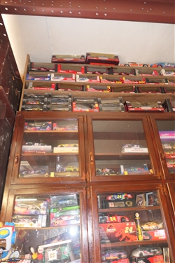 Photos are a sample of items to be sold - Live Onsite - Friday April 5th & Saturday April 6th - 10am 