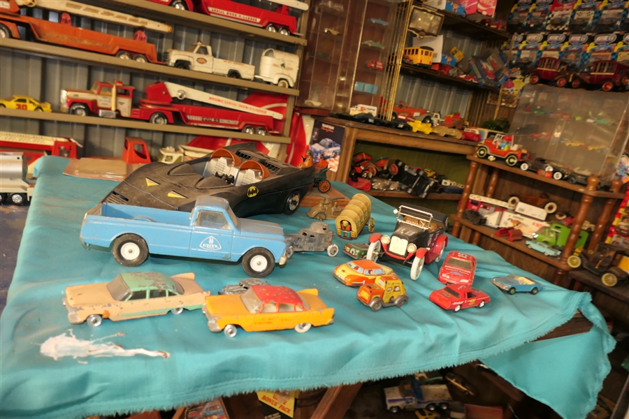 Photos are a sample of items to be sold - Live Onsite - Friday April 5th & Saturday April 6th - 10am 