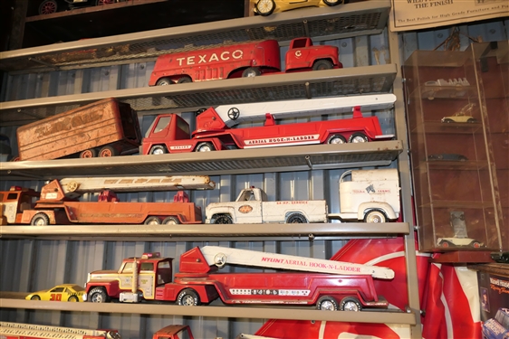 Photos are a sample of items to be sold - Live Onsite - Friday April 5th & Saturday April 6th - 10am 