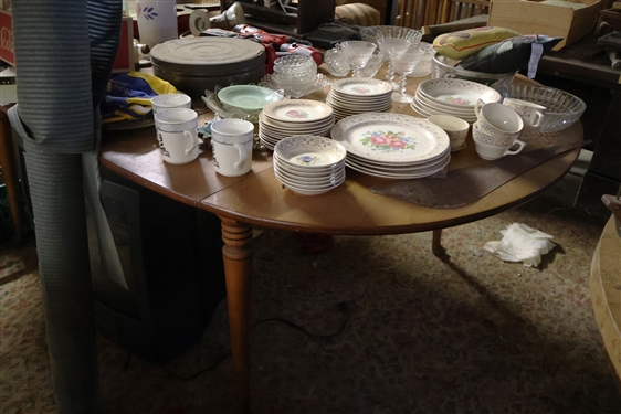 Photos are a sample of items to be sold - Live Onsite - Friday April 5th & Saturday April 6th - 10am 
