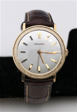 Beautiful 14kt Yellow Gold Longines Gentlemans Dress Watch with Brown Rochet Leather Band - Gold Number Markers - Watch Measures 1 1/4" Across 