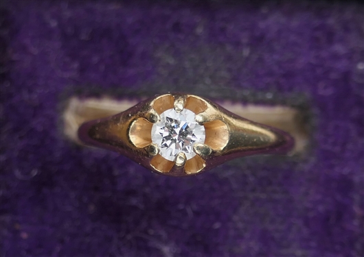 14kt Yellow Gold Ring with Approx. 1/4 Carat European Cut Diamond Solitaire - Ring Size 6  2.3 G