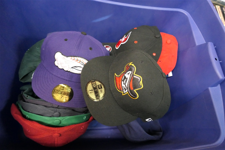 29 Baseball Hats - Most Are New Era