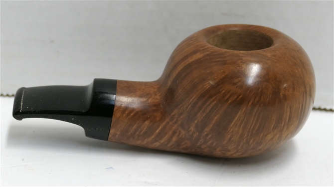 Unusual Small Moretti Smoking Pipe Dated 2017 - Number 5566 - Round Bulbous Bowl - Measures 4 Long - Appears Unused