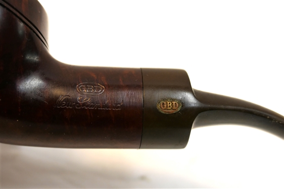 GBD New Standard Pipe London England - Number 9438 - Measures 5 1/2 Long