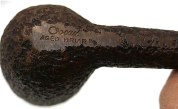 Oscar Aged Briar Smoking Made in Italy Number 127 -Measures 5 3/4 Long