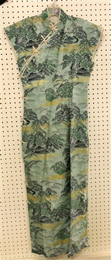 1950's Asian Cheongsam Dress - Measures 17 Across Bust