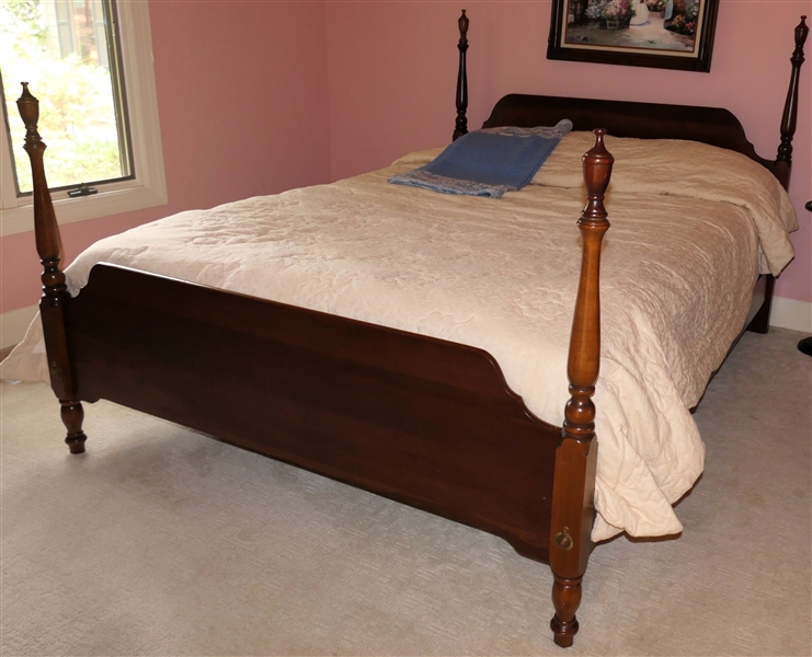 Queen Size Mahogany Poster Bed with Urn Finials - Wood Rails - Head and Foot Boards Only - No Bedding 