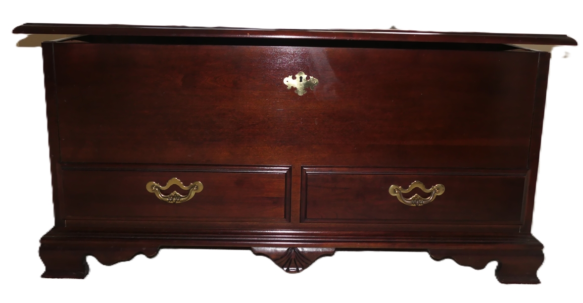 Thomasville Furniture Collectors Cherry Cedar Lined Blanket Chest with 2 Faux Drawers - Removable Upholstered Cushion Top - Measures 21" Tall 45" by 18" 