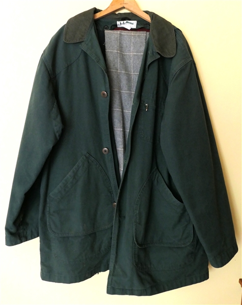 LL Bean Mens Hunter Green Jacket with Removable Wool liner with 2 Scarves - Jacket Size XL