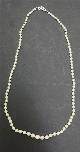 Nice Hand Knotted Graduating Pearl Necklace with 14kt White Gold Clasp 20" Long