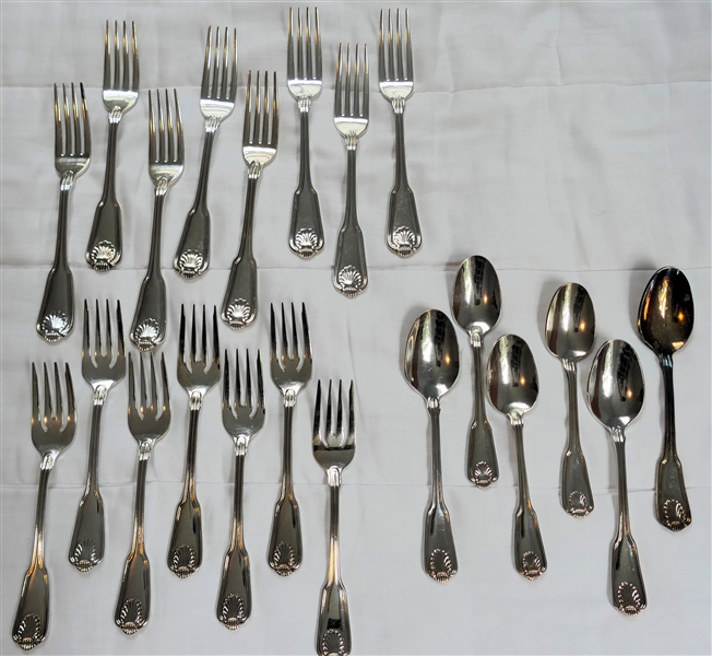 21 Pieces of Towle Shell Patterned Flatware - Dinner Forks, Salad Forks, and Tea Spoons - Dinner Forks Measure 7 1/2" 