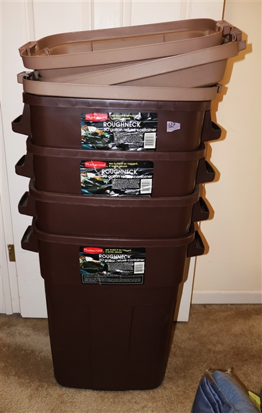 4 - Rubbermaid Roughneck 30 Gallon Trashcans with Lids