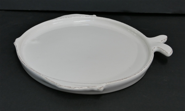 Vietri Lastra White Fish Plate - Measures 9 Across - 10 Mouth to Tail