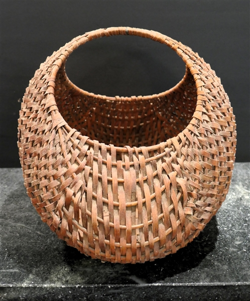 Oak Split Buttocks / Egg Basket - Measures 10" tall 10" by 11" 