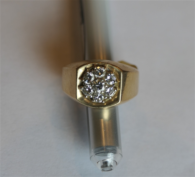 10kt Yellow Gold Diamond Cluster Ring with 7 Diamonds Ring Size 9 1/2 - Weighs 7.5 Grams