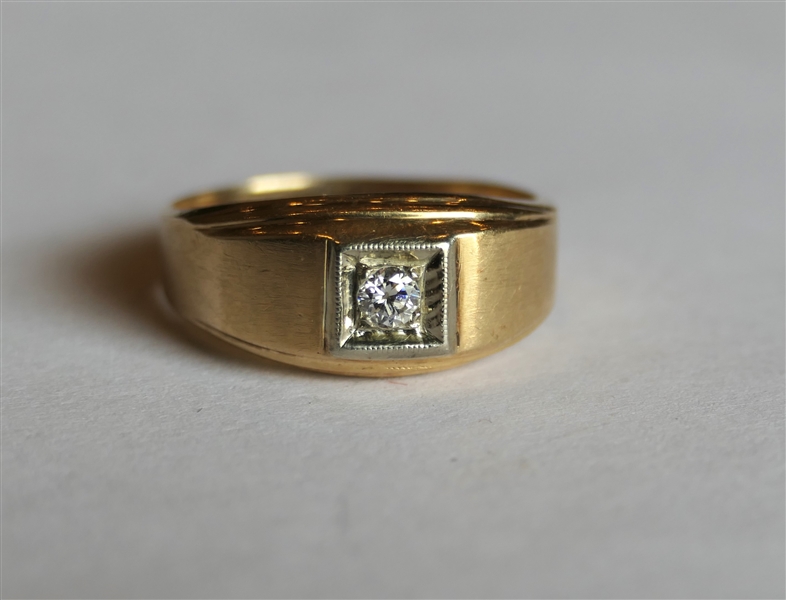 14kt Yellow Gold Ring with Center Diamond  - Ring Size 9 1/4 - Weighs 4.0 Grams