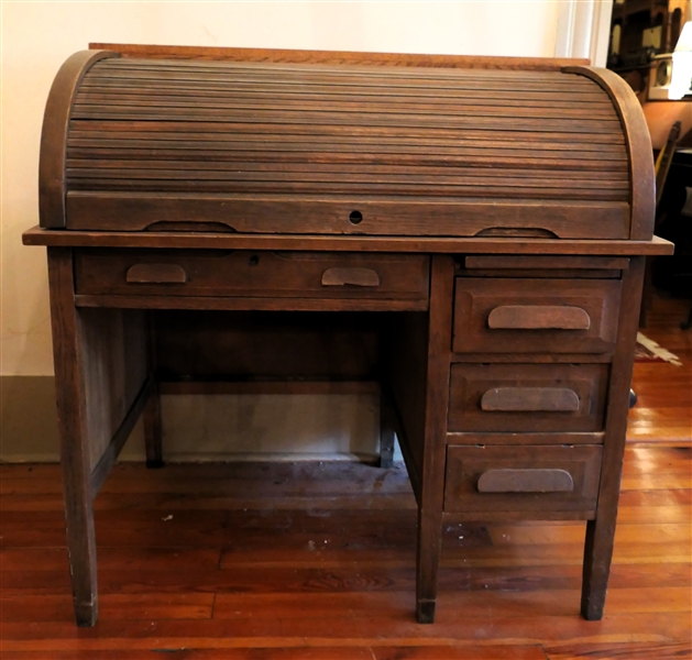 Oak "C" Roll Desk - Divided Compartments and Drawers Inside - Center Drawer and 3 Side Drawers - Pull Out Tray - Desk Measures 43" Tall 43" by 30" 