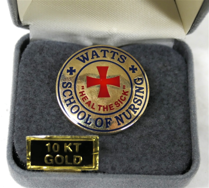 Watts School of Nursing 10kt Yellow Old Button - Pin Measures 1" Across - Weighs 11.1 Grams