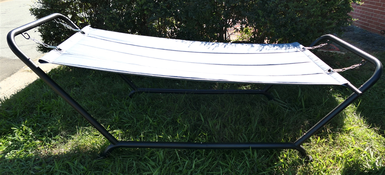 Outdoor Hammock with Metal Stand 