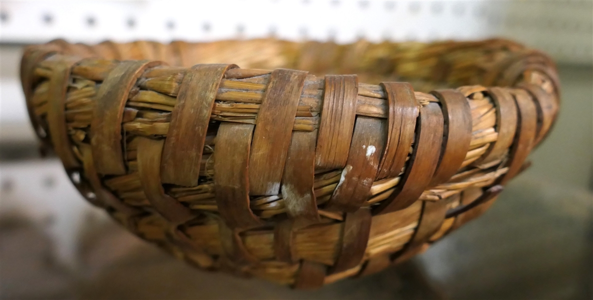 Small Round Gullah-Geechee Basket - Measures 6" Across